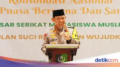Kapolri Listyo Sigit Ajak Mahasiswa Jaga Persatuan di Buka Puasa PB SEMMI