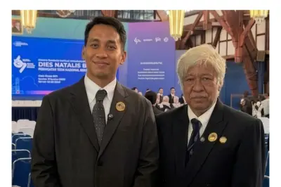 Kisah Inspiratif Ayah dan Anak Jadi Dosen ITB, Ahli Astronomi dan Produk Industri