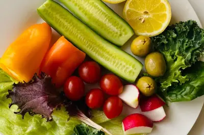 Kolesterol Naik Saat Lebaran? Ini 5 Jenis Makanan Terbukti Bantu Turunkan