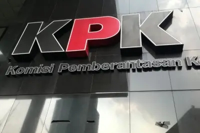 KPK Ungkap Dua Lot Barang Rampasan Telepon Seluler Wanprestasi dalam Lelang