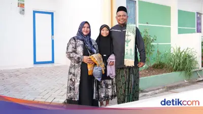Lebaran Tenang di Kampung Nelayan Sejahtera, Kisah Warsana dan Keluarga