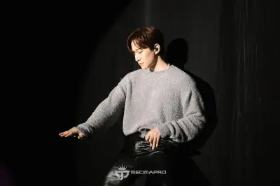 Lee Junho dan Go Youn Jung Jadi Presenter Pertama ASEA 2026