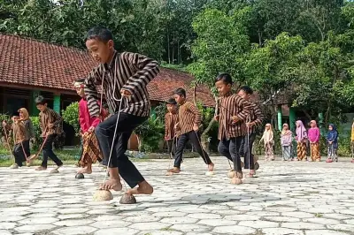 Membatasi Penggunaan Gawai untuk Menyediakan Ruang Bermain Anak yang Lebih Luas
