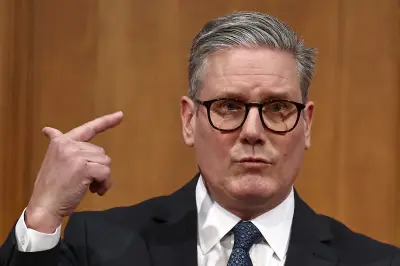 Menhan Inggris Tolak Pastikan Inggris Tak Akan Serang Iran Bersama AS dan Israel