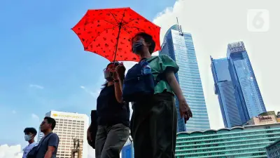 Panas Ekstrem di Jakarta, Pemprov DKI Ingatkan Bahaya Dehidrasi hingga Heatstroke