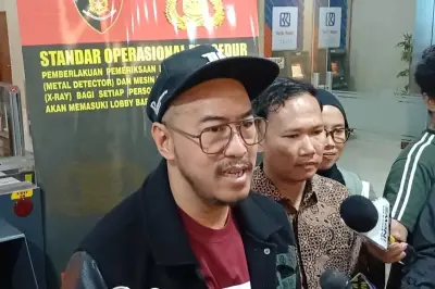 Pandji Pragiwaksono Akan Terbitkan Buku Mens Rea pada April 2026