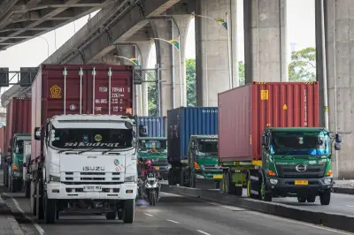 Pemerintah Batasi Operasional Angkutan Barang di Tol dan Jalan Non-Tol Mulai Maret 2026