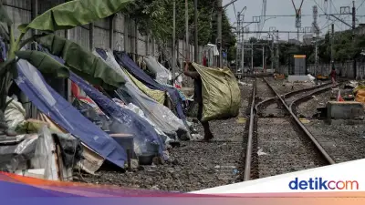 Pemprov DKI Siapkan Rusun untuk Relokasi Sementara Warga Bantaran Rel Senen