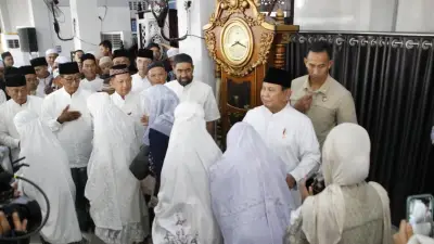 Presiden Prabowo Salat Idulfitri Bersama Pengungsi Aceh Tamiang, Tandai Komitmen Pemulihan Pascabencana