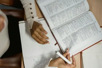 Psikolog Bagikan 5 Tips Krusial Persiapan Mental untuk UTBK SNBT 2026