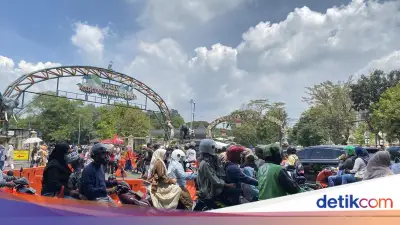 Ragunan Ramai Dikunjungi di H+1 Lebaran, Lalu Lintas Menuju Lokasi Macet Parah