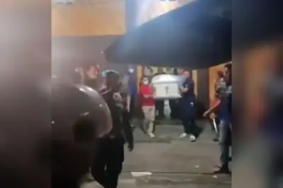 Remaja Tewas Tertembak Saat Polisi Bubarkan Aksi Tembak-Tembakan Air di Makassar