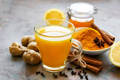 Resep Minuman Detox Alami untuk Melancarkan Metabolisme Usai Makan Berlebihan