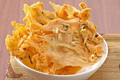 Resep Peyek Teri Gurih dan Renyah, Tahan Lama Hingga 3 Bulan