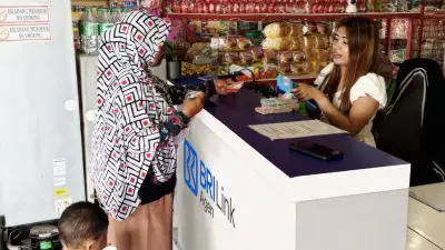 Rieche Endah: Agen BRILink di Sumbawa yang Membawa Layanan Bank ke Dusun Terpencil