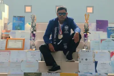 Septaberlianto Lulus Cum Laude dari UNY dengan 36 Gelar Juara Nasional