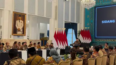 Seskab Teddy: Prabowo Gelar Sidang Kabinet Bahas Persiapan Lebaran Sore Ini, Diawali Bayar Zakat
