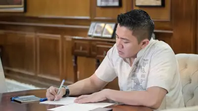 Seskab Teddy Rapat dengan Menteri Bahas Penyesuaian Energi dan Kebijakan WFH