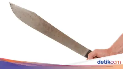 Silaturahmi Lebaran Berakhir Tragis, Pria di Sulsel Bacok Kerabatnya dengan Parang