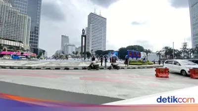 Suasana Lengang di Jakarta Saat Idulfitri, Lalu Lintas Lancar di Kawasan HI-Sudirman