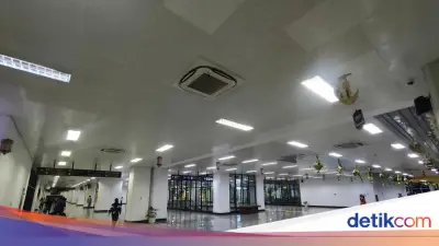 Suasana Sepi Melanda Stasiun Manggarai di H-1 Lebaran 2026