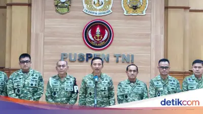 TNI Beri Penghargaan Kenaikan Pangkat Luar Biasa untuk Prajurit Penangan Bencana dan Penjaga Stabilitas
