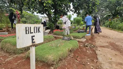 Tradisi Idulfitri di Depok: Ziarah Kubur dan Santunan Anak Yatim