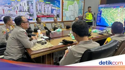 Wakapolri Tinjau Kesiapan Mudik di Pelabuhan Bakauheni Jelang Lebaran