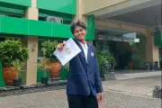 Akbar Ciptakan Sistem Pengelolaan Sampah Berbasis AI, Raih Gelar Sarjana