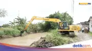 BBWS C3 Keruk Sungai Cigeplak untuk Atasi Banjir di Perumahan Grand Sutera Serang