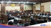 Eks Anak Buah Nadiem Emosi di Sidang, Tak Tahu Aturan Proyek Laptop Chromebook