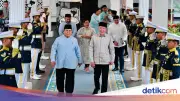 Jokowi dan Keluarga Hadiri Open House Prabowo di Istana Merdeka, Kaesang Turut Mendampingi