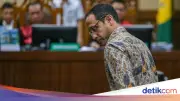 Nadiem Jelaskan Chat 'Ganti Manusia dengan Software' hingga Sekutu Eksternal di Sidang