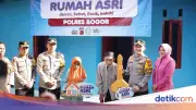 Polres Bogor Realisasikan Program ASRI Presiden, Serahkan 3 Rumah Renovasi