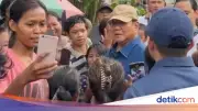 Presiden Prabowo Blusukan ke Permukiman Bantaran Rel Senen, Janjikan Hunian Layak