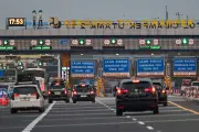 Rekayasa Lalu Lintas di Tol Japek: Rest Area Karawang Timur Diberlakukan Sistem Buka-Tutup
