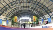 Suasana Sepi di Stasiun Palmerah di Hari Pertama WFA Jelang Lebaran 2026