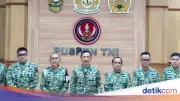 TNI Beri Penghargaan Kenaikan Pangkat Luar Biasa untuk Prajurit Penangan Bencana dan Penjaga Stabilitas