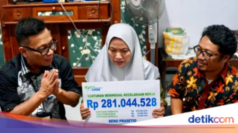 BPJS Ketenagakerjaan Serahkan Santunan Rp 281 Juta ke Ahli Waris Petugas PPSU yang Meninggal Akibat Kecelakaan Kerja