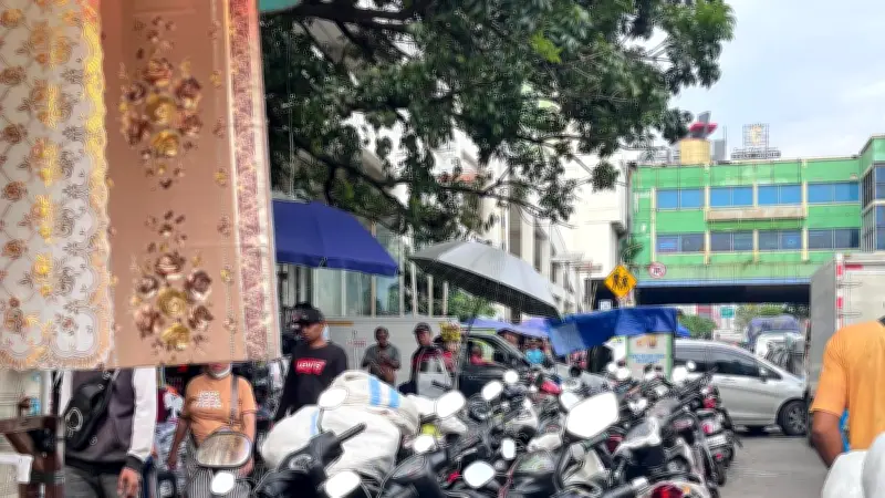Petugas PPSU Kalisari Diberi SP1 karena Unggah Foto AI Respons Aduan Parkir Liar
