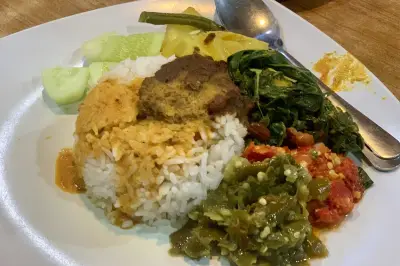 7 Makanan Khas Padang Selain Rendang yang Wajib Dicoba