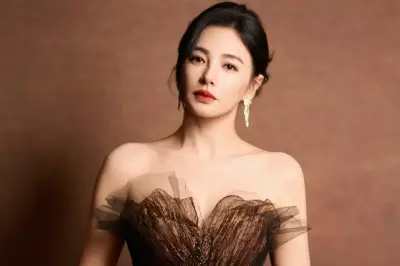 Aktris Zhang Yuqi Dikritik Usai Serang Penonton dalam Siaran Langsung