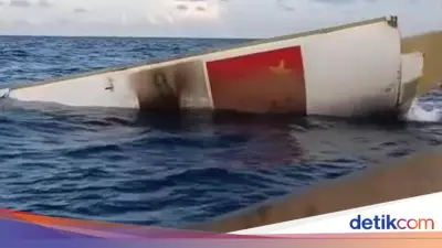 Benda Misterius Diduga Puing Pesawat Ditemukan Nelayan di Anambas