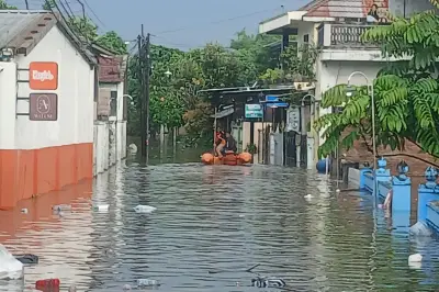 BNPB Ungkap Banjir Solo dan Bandung Dipicu Bibit Siklon Tropis 92S