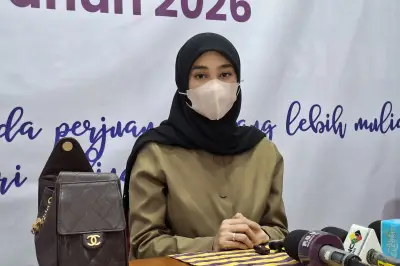 Clara Shinta Gugat Cerai Alex Assad, Tak Tuntut Harta Gana-Gini