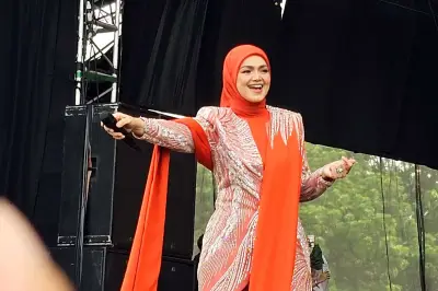 Dato' Siti Nurhaliza Alami Kecelakaan Lalu Lintas Usai Tampil di Sepang