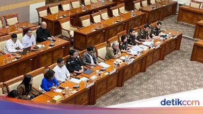 Divonis Bebas, Amsal Sitepu Hadiri Rapat Komisi III DPR Bersama Kajari Karo