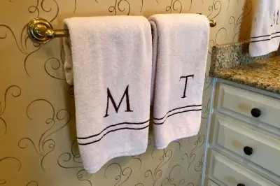 Handuk Ternyata Sarang Mikroba, Berapa Lama Sekali Harus Dicuci?