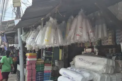 Harga Plastik Melonjak 50% Akibat Konflik Timur Tengah Ganggu Pasokan