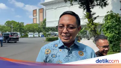 Hasan Nasbi Buka Suara soal Isu Reshuffle Kabinet Prabowo
